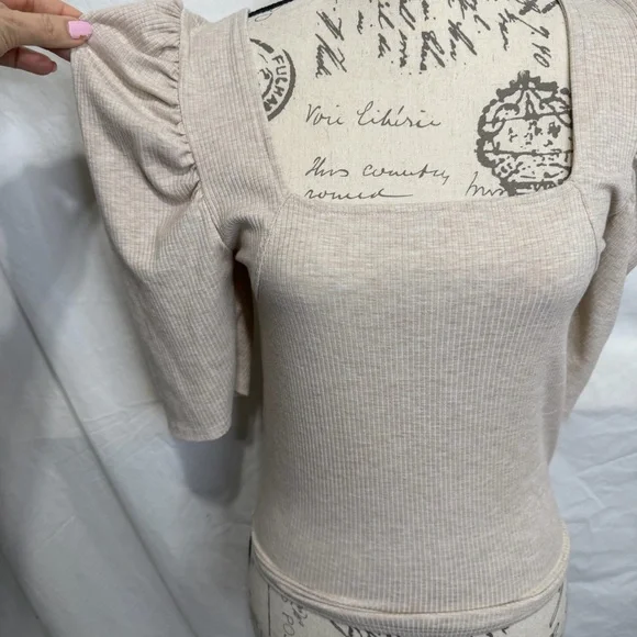 We The Free Ribbed Square Neck Top with Puffed Sleeves Tag Size L - Runs small - Picture 3 of 10